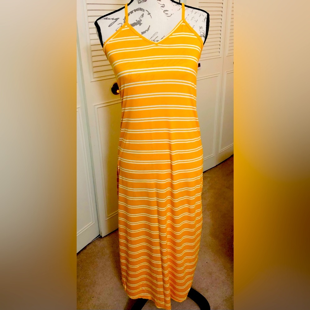 Maxi dress cotton cloth.. new without tag fit to small to medium